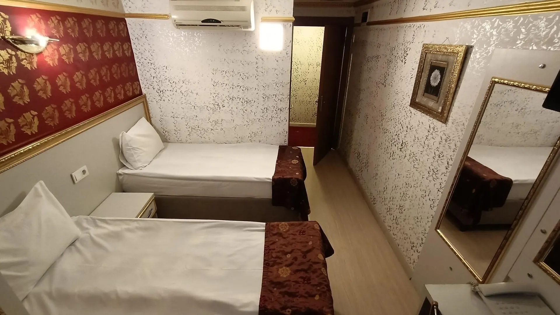 Dedem Hotel Istanbul 3*,