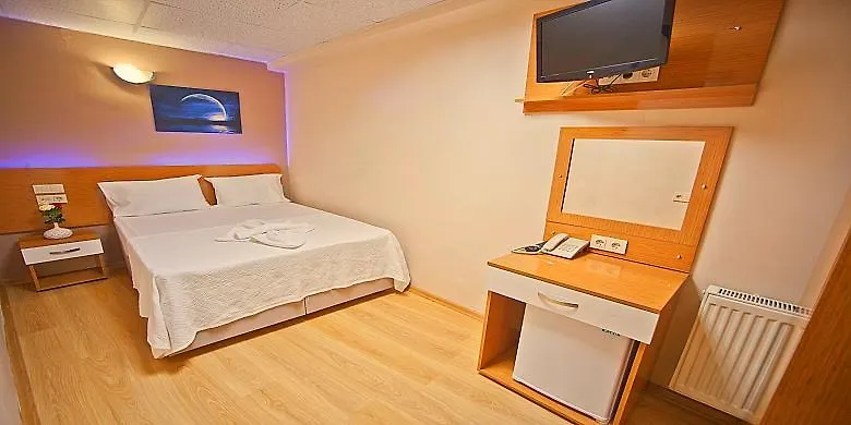 Dedem Hotel Istanbul 3*,