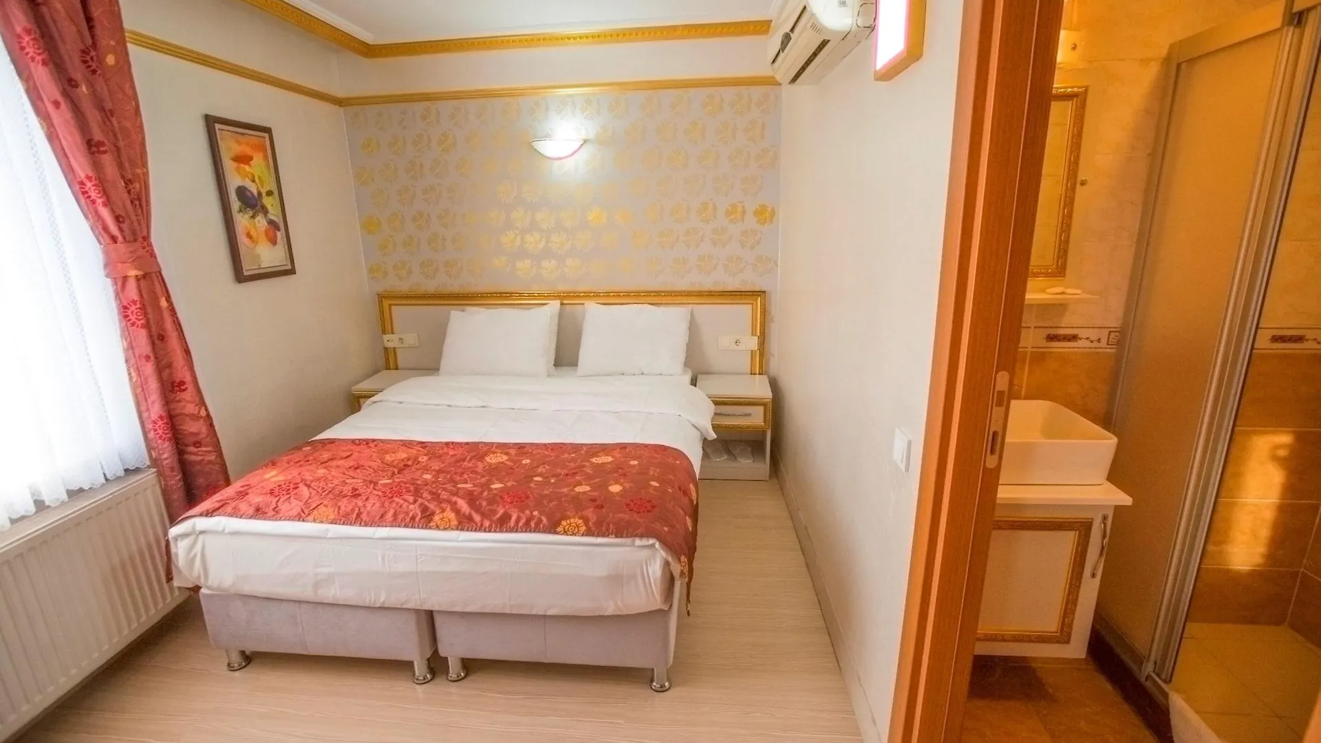 Dedem Hotel Istanbul 3*,